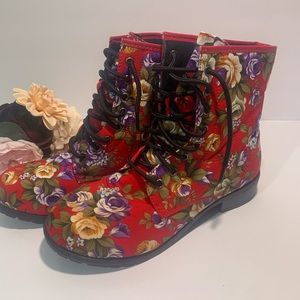 Kalli lace up fancy boots red flowers size 11